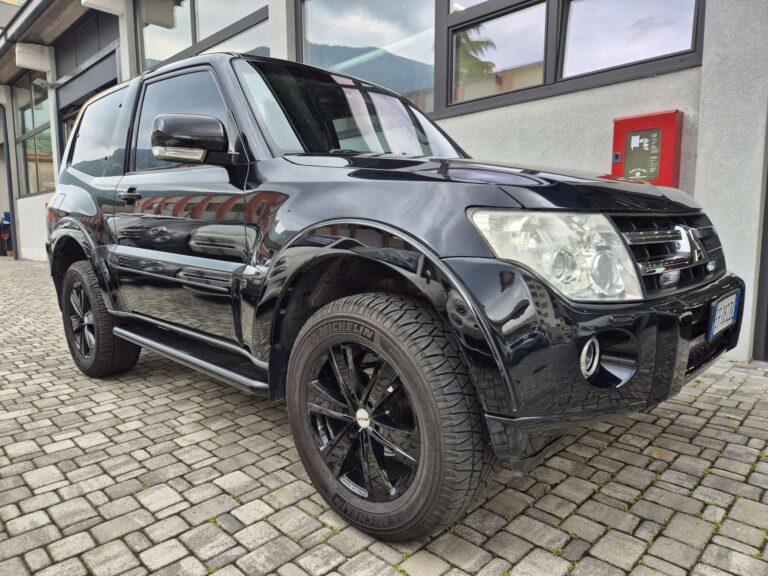 Mitsubishi Pajero AUTOCARRO 2 POSTI