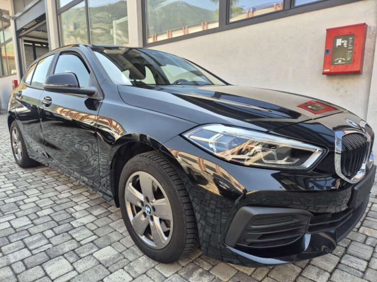 BMW 116 116d Advantage automatica