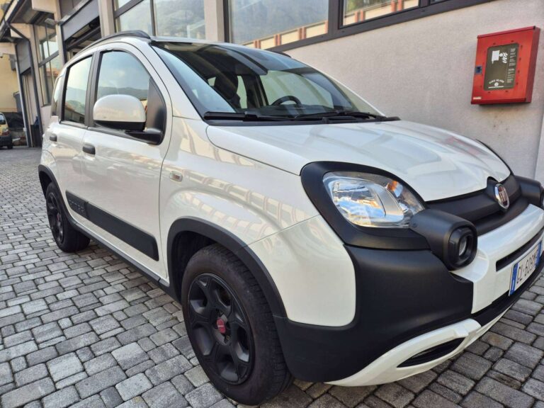 Fiat Panda 1.0 firefly hybrid Cross
