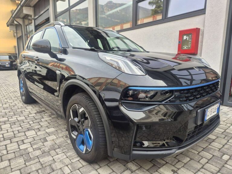 Lynk & Co 01 1.5 t Mhev